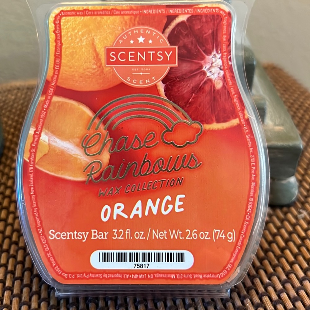 Scentsy Chase Rainbows Orange